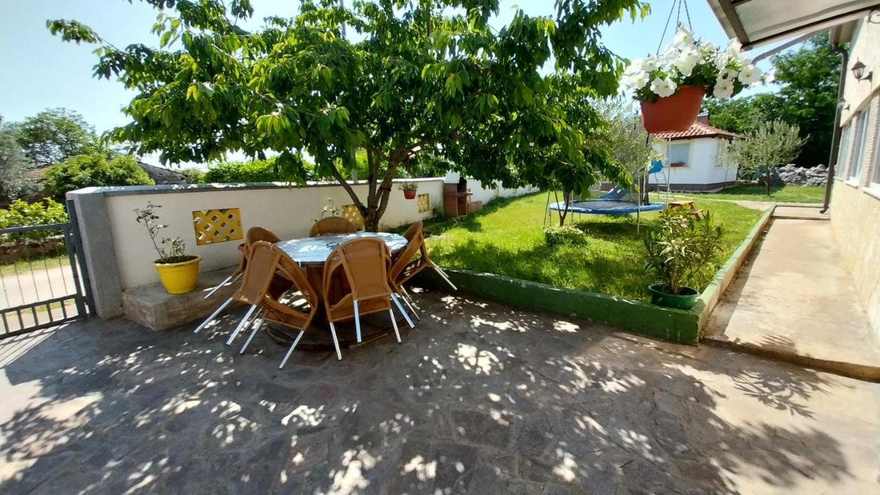 Apartment Goran & Nela 乌马格 外观 照片