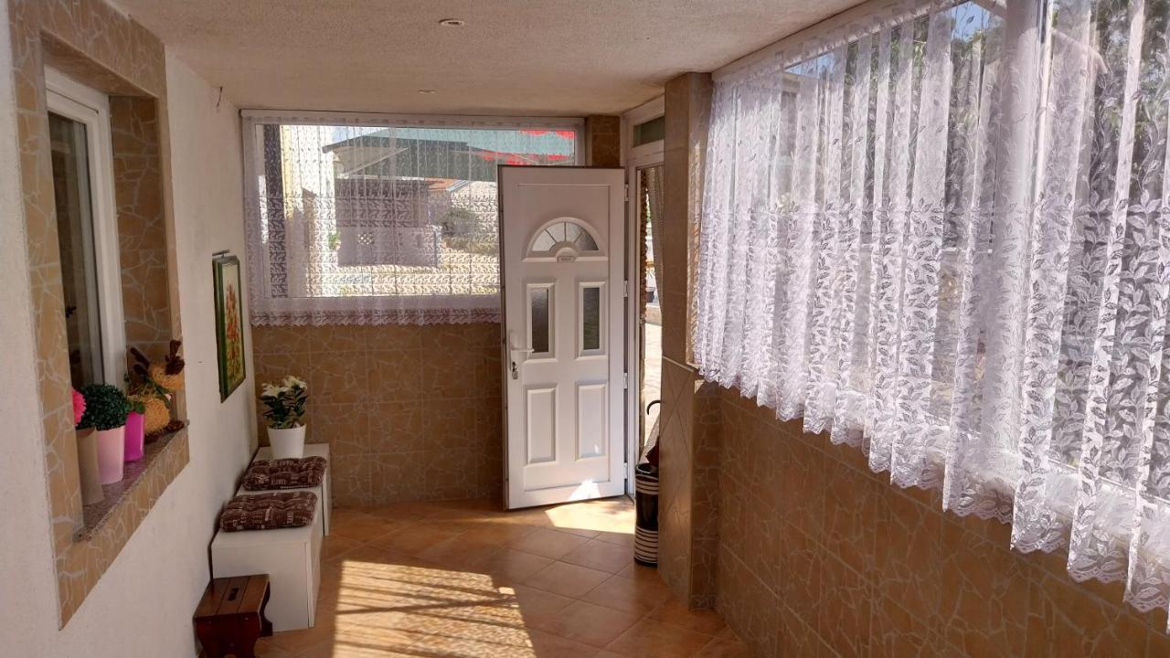 Apartment Goran & Nela 乌马格 外观 照片